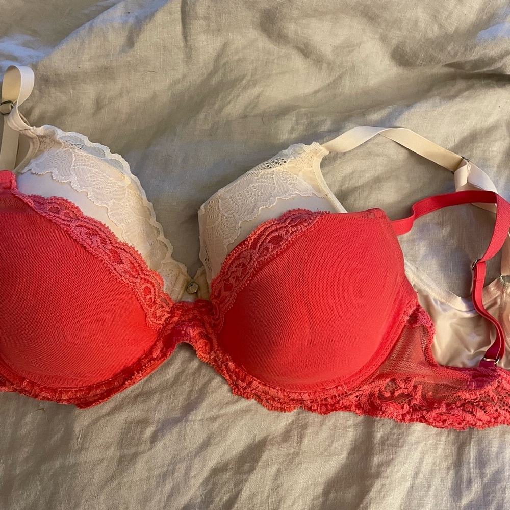 Natori Lace Bras in Red and Cream